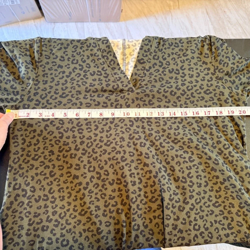 White Birch Olive Medium Green Leopard Print Roll Tab‎ Sleeve Tunic Dress